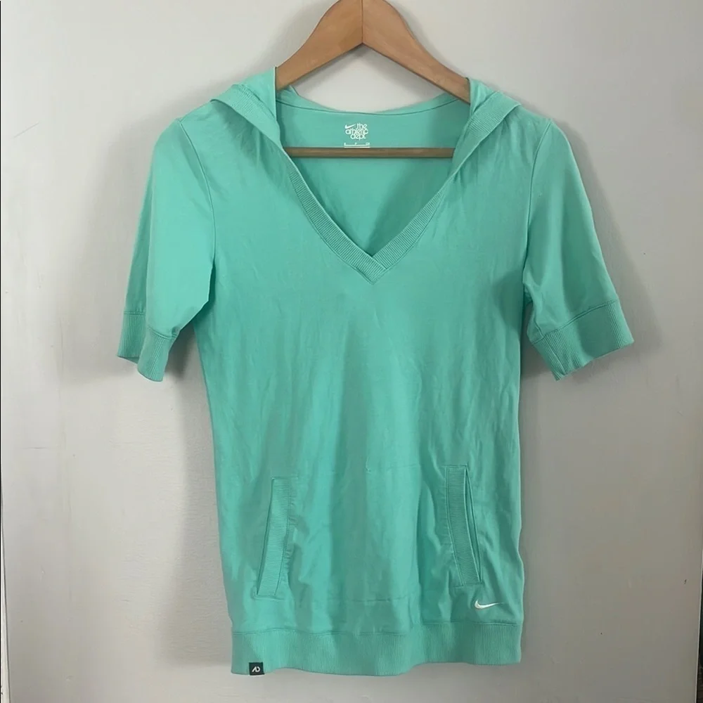 Nike Women's Green V-Neck Short Sleeve Hooded Top